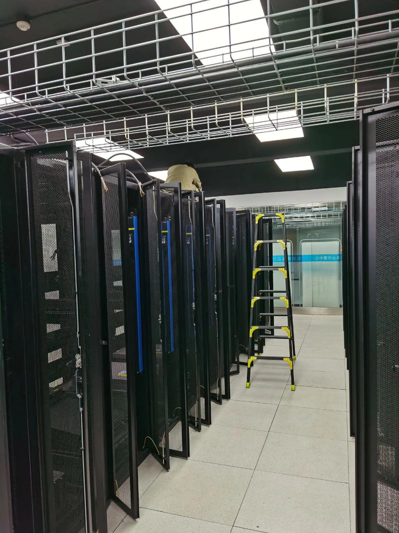 智能化弱電工程助力機(jī)房改造，一周攻堅(jiān)成效顯著